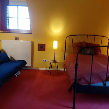 Kemenate Zimmer Gechaichnishof 7Born Maring-Noviand Exterior photo