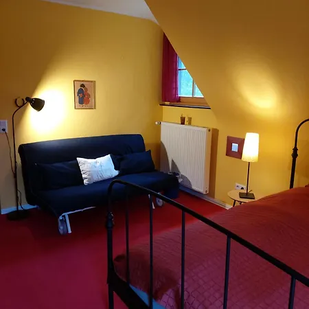 Kemenate Zimmer Gechaichnishof 7Born Maring-Noviand Exterior photo