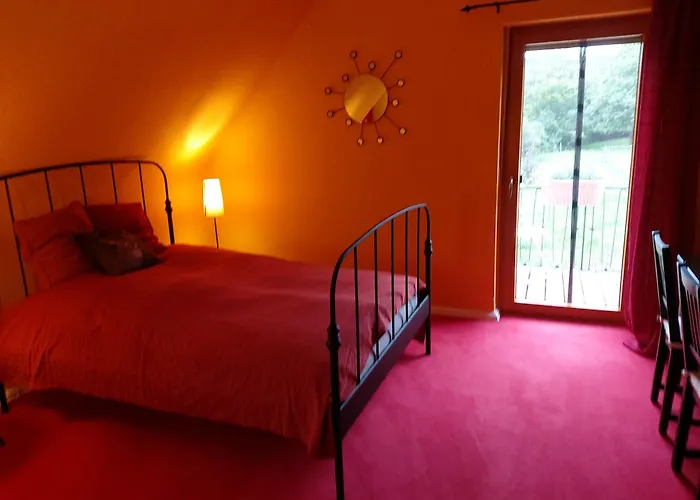 Kemenate Zimmer Gechaichnishof 7Born